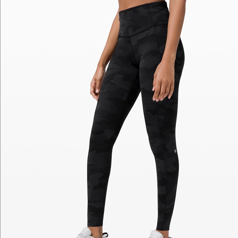 Lululemon Align 28” size 4 camo